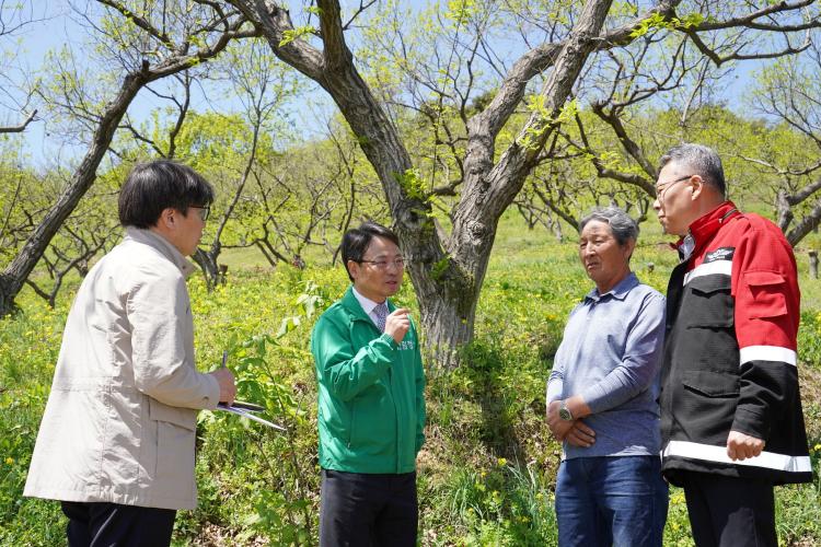 박은식 산림청장 “충청북도 충주시 밤 재배 임업인 민생현장 방문”