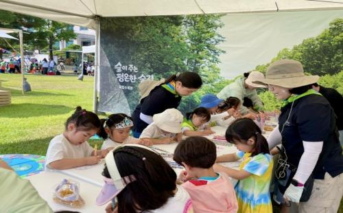 국립수목원, ‘제5회 유아숲교육 대회’에서 수목원교육·체험 부스 성료
