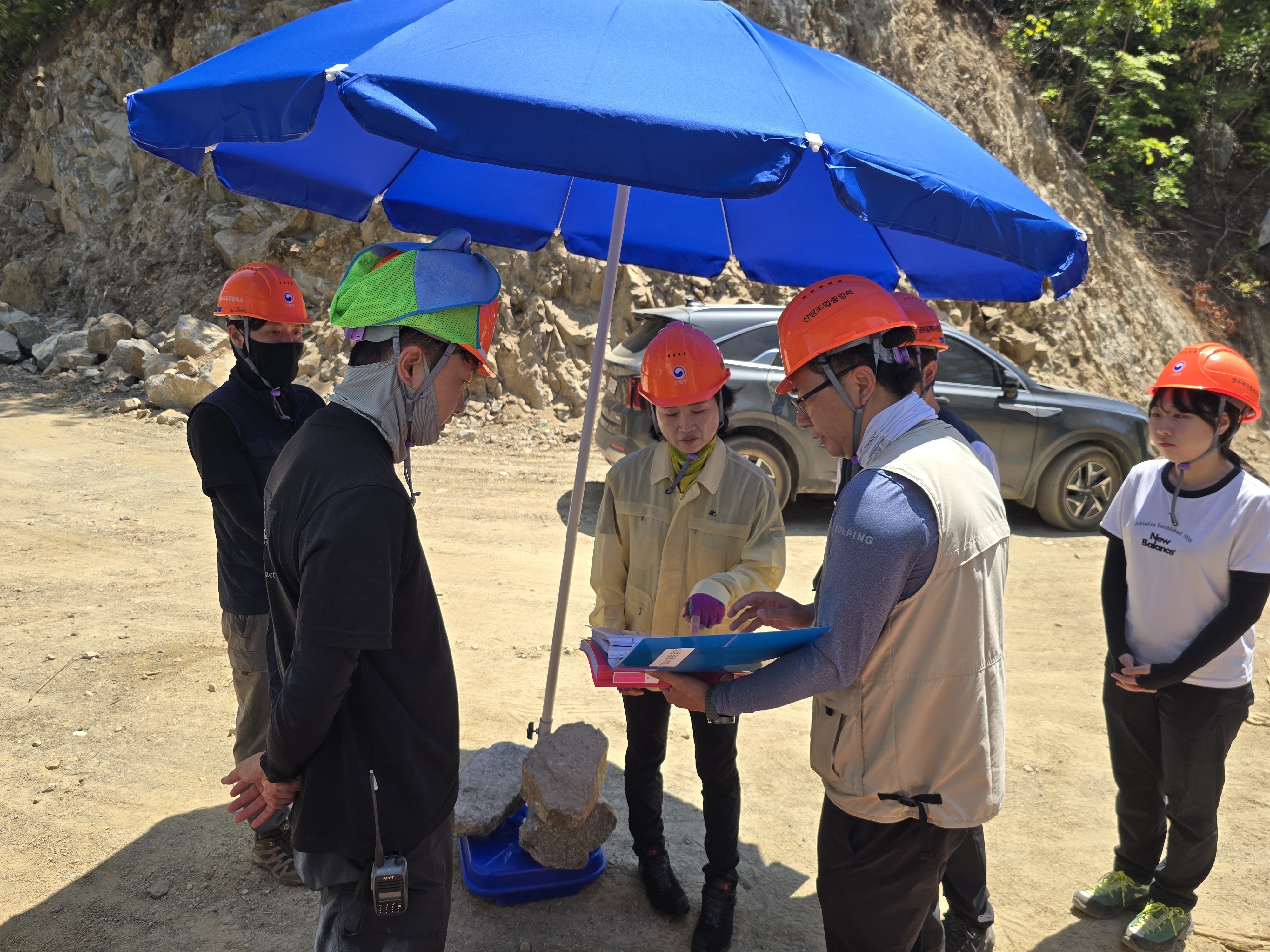 영주국유림관리소, 산림사업 현장 근로자 안전관리 실태 점검 - 영주국유림관리소, 온열질환 예방 등 산림사업 참여 근로자 안전점검 - 이미지2