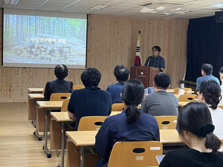 지역목재 활용으로 침체된 지역경제 되살린다 이미지2